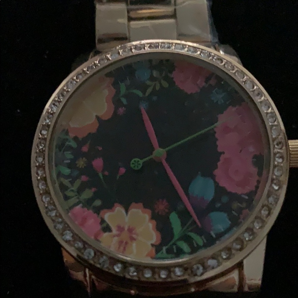 Flower watch - Picture 2 of 4